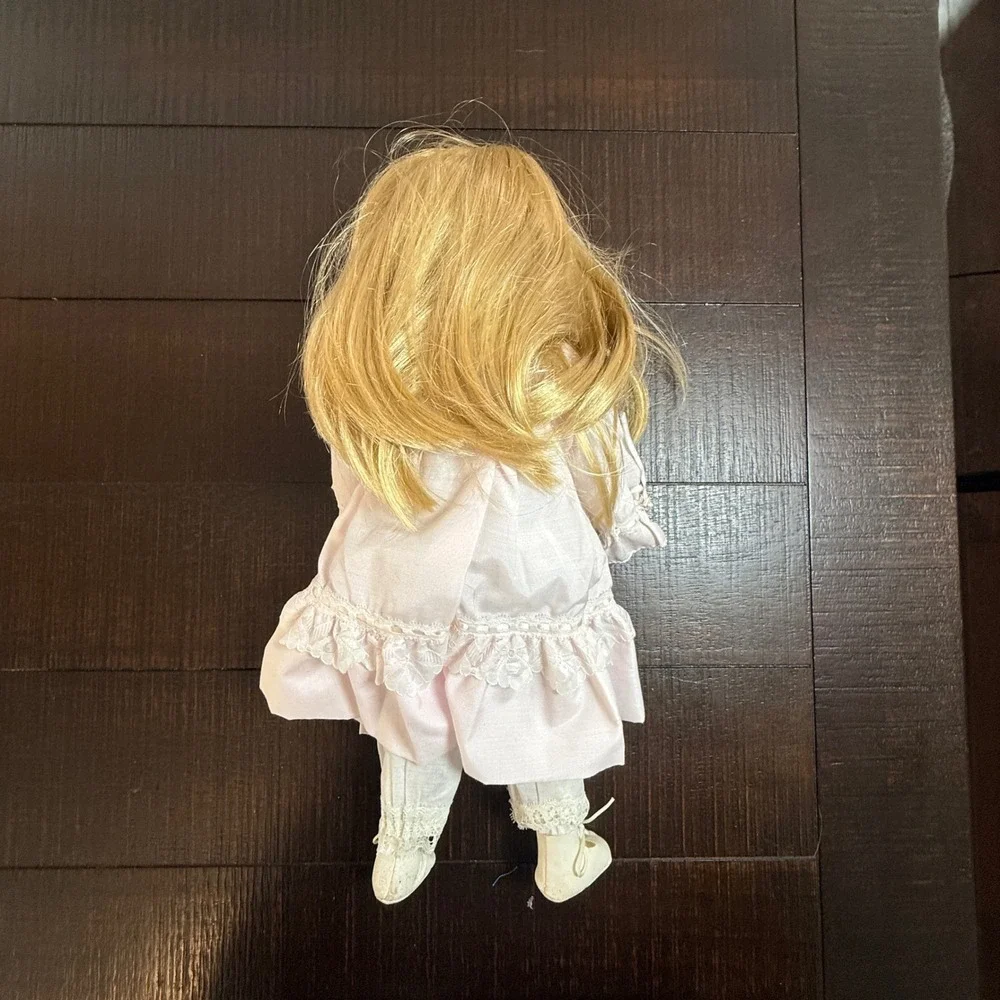 Memories Gone By Noble Arts Inc Porcelain Doll Pink Lace Dress 16 inch‎ Vintage